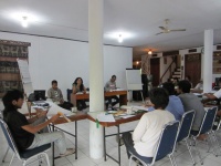 200px-Februari_02_2012_Akumassa_Pelatihan-Media-Berbasis-Komunitas_3.jpg