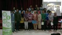 200px-Mei_24_2012_NextGeneration_Seminar_Unisba_2.jpg