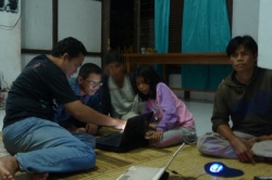 250px-FEBRUARI_25_2012_PELATIHAN_BBM_DI_PURING_KENCANA_KAPUA.jpg